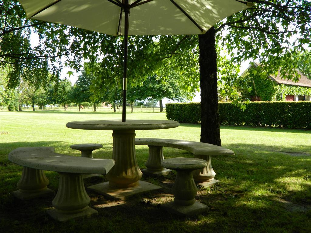 Le Bout Du Monde Bed & Breakfast Villedieu-sur-Indre Dış mekan fotoğraf